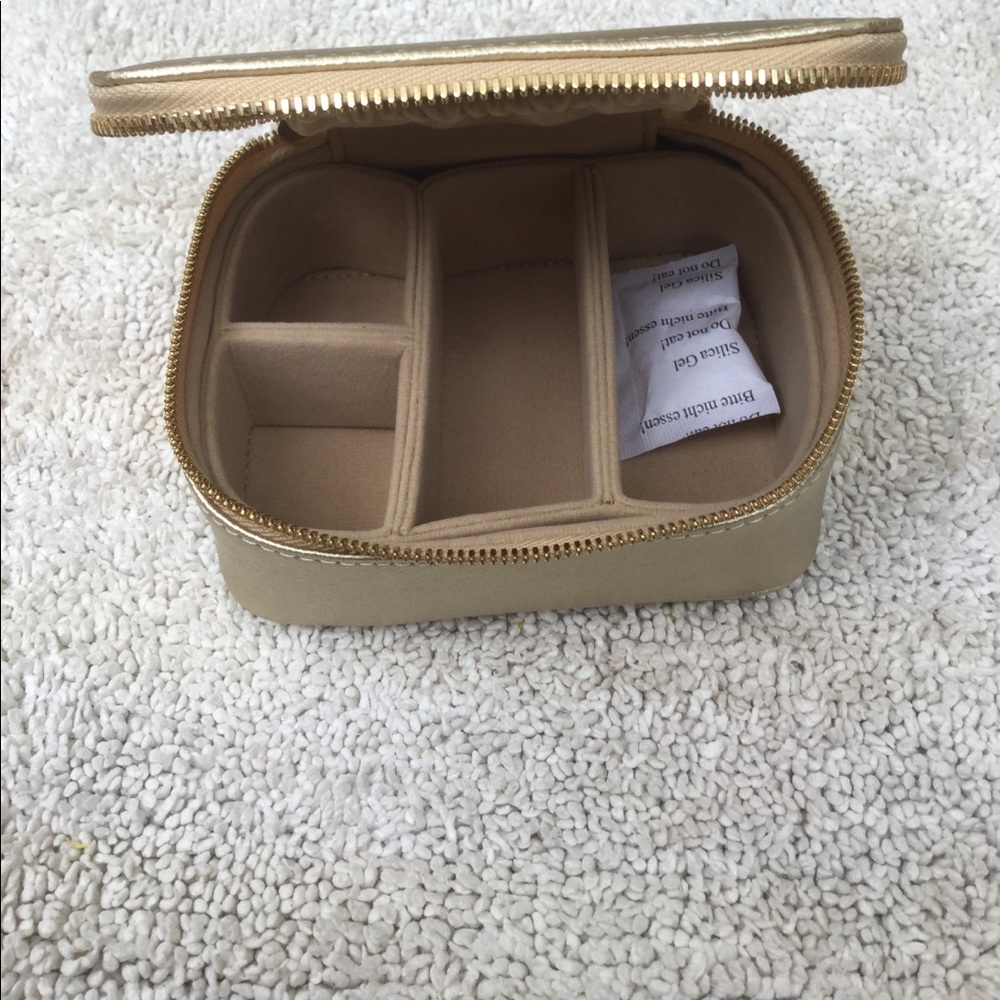 Gold Leather Travel Jewelry Case NWT
